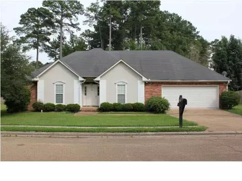 517 Windsor Dr, Brandon, MS 39047 photo 1