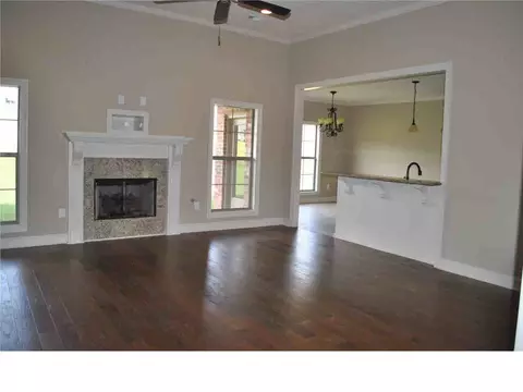 125 Marion Dr, Clinton, MS 39056 photo 4