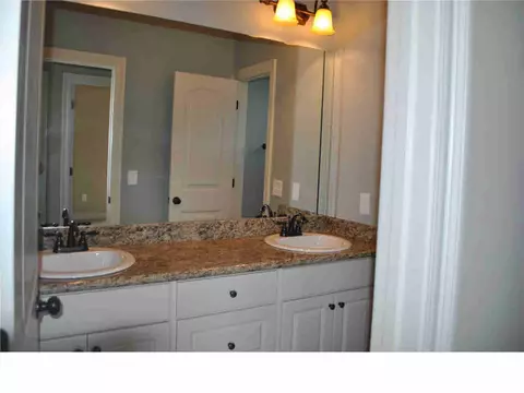 125 Marion Dr, Clinton, MS 39056 photo 5