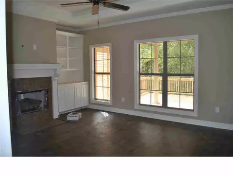 124 Marion Dr, Clinton, MS 39056 photo 2