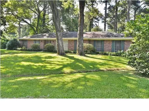 5703 Clubview Dr, Jackson, MS 39211 photo 2