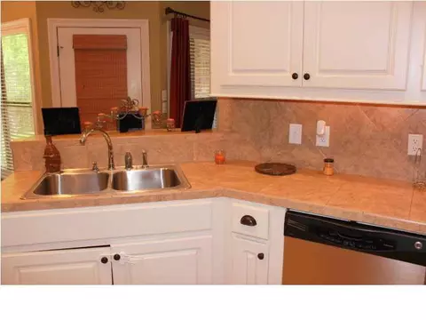 458 Pinebrook Cir, Brandon, MS 39047 photo 17