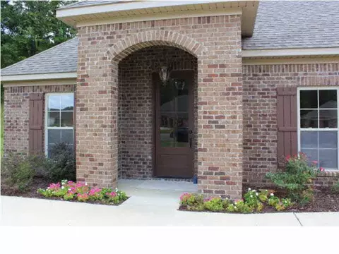 145 Ashley Park Dr, Byram, MS 39272 photo 4