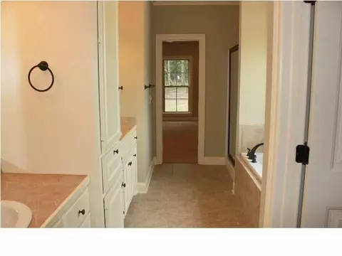 140 Ashley Park Dr, Byram, MS 39272 photo 27