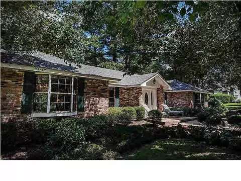 14 Sylwood Pl, Jackson, MS 39209 photo 1