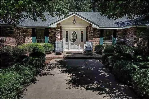14 Sylwood Pl, Jackson, MS 39209 photo 3