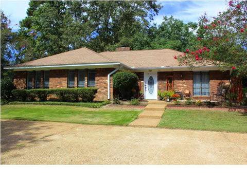 547 Rusk Dr, Brandon, MS 39047 photo 2
