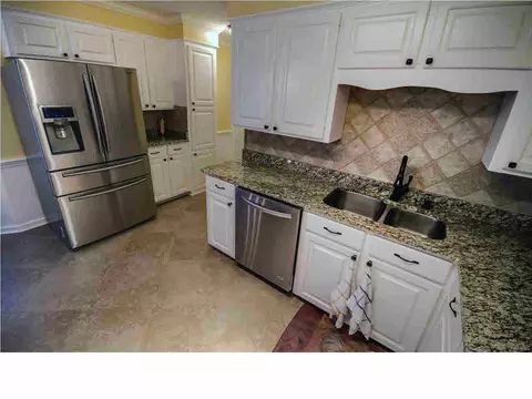 210 Camelia Trl, Brandon, MS 39047 photo 11