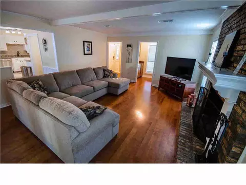 210 Camelia Trl, Brandon, MS 39047 photo 5