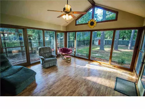 210 Camelia Trl, Brandon, MS 39047 photo 9