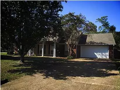 6052 Maplewood Dr, Flowood, MS 39232 photo 1
