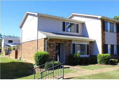 330 Lakebend Dr, Brandon, MS 39042 photo 2