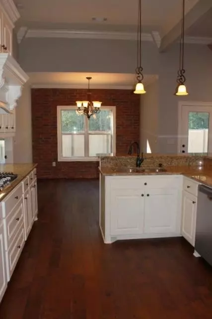 450 Edgewood Xing, Brandon, MS 39042 photo 18