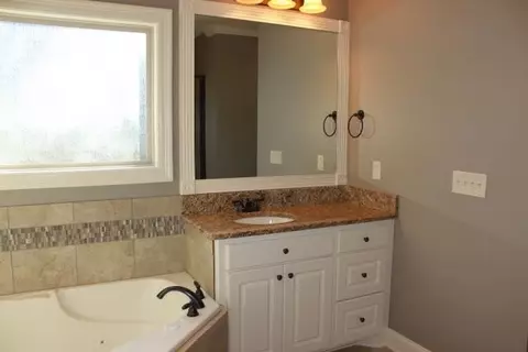 450 Edgewood Xing, Brandon, MS 39042 photo 31
