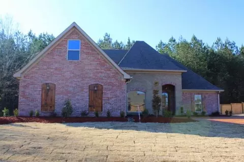 450 Edgewood Xing, Brandon, MS 39042 photo 1