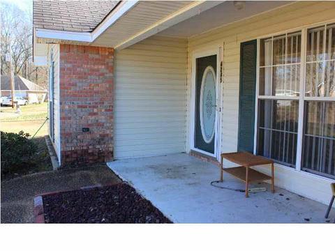 4245 Gunar Dr, Byram, MS 39272 photo 5