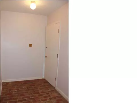 105 Scottdale Dr, Jackson, MS 39212 photo 7