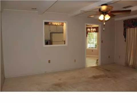 105 Scottdale Dr, Jackson, MS 39212 photo 9