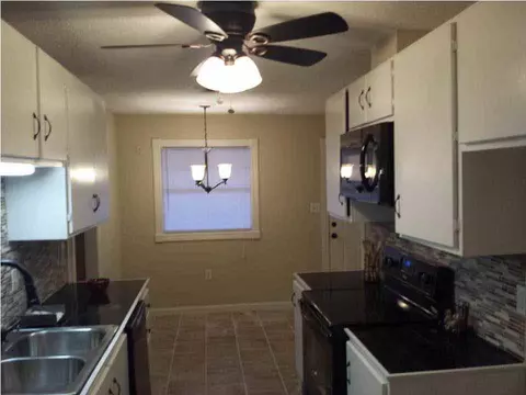 334 Valley Vista Dr, Jackson, MS 39211 photo 6