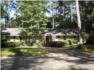 5376 Balmoral Dr, Jackson, MS 39211 photo 2
