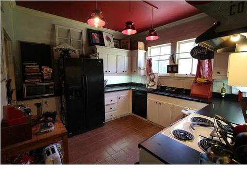 402 E Main St, Clinton, MS 39056 photo 9