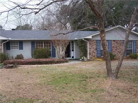 102 Easthaven Dr, Clinton, MS 39056 photo 1