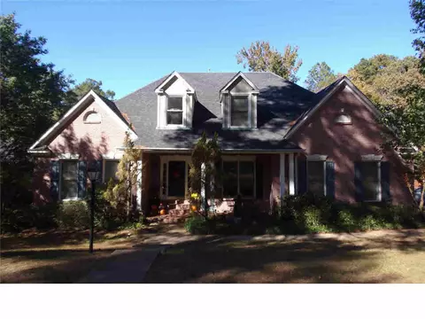 304 Monterey Dr, Clinton, MS 39056 photo 4