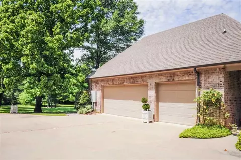 540 Johnstone Dr, Madison, MS 39110 photo 5