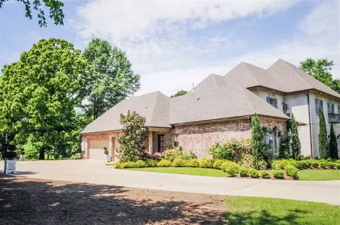 540 Johnstone Dr, Madison, MS 39110 photo 3
