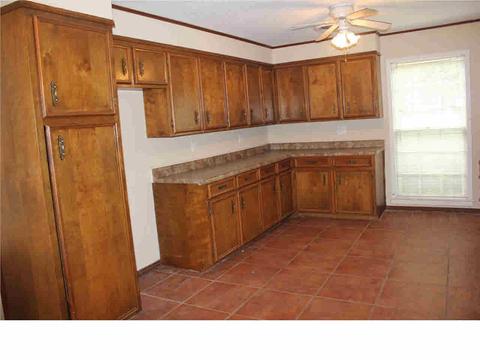 105 Sunset Dr, Forest, MS 39074 photo 2