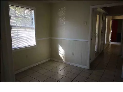 800 Pinehurst Dr, Clinton, MS 39056 photo 9