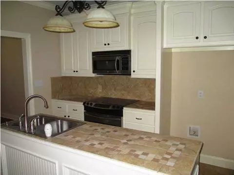 110 3rd St, Flora, MS 39071 photo 6