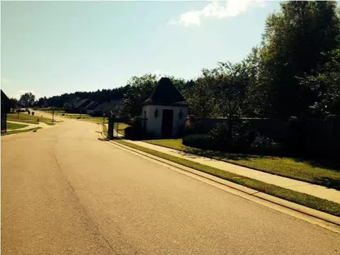 442 Edgewood Xing, Brandon, MS 39042 photo 2