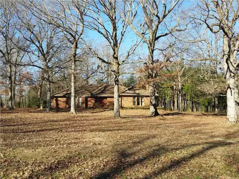 103 Crestview Dr, Brandon, MS 39047 photo 1