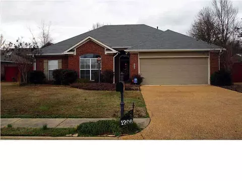 1206 Crossview Ct, Brandon, MS 39042 photo 1