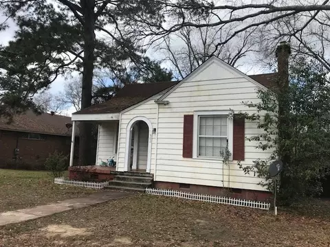 502 Laurel St, Summit, MS 39666 photo 1