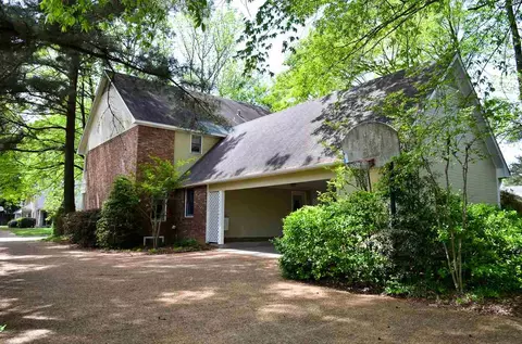 5104 Heatherton Dr, Jackson, MS 39211 photo 2