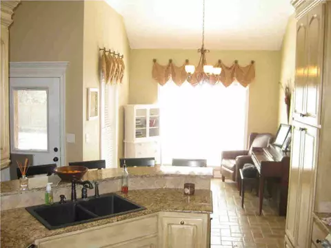 313 Cornerstone Dr, Brandon, MS 39042 photo 7