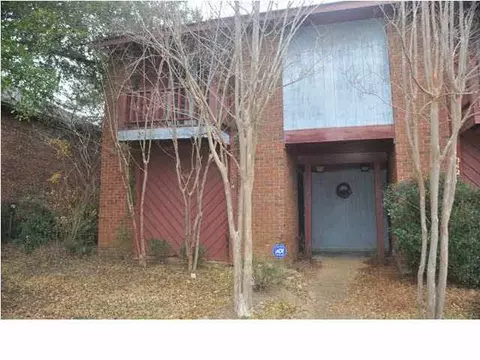 2420 River Oaks Blvd #A, Jackson, MS 39211 photo 1