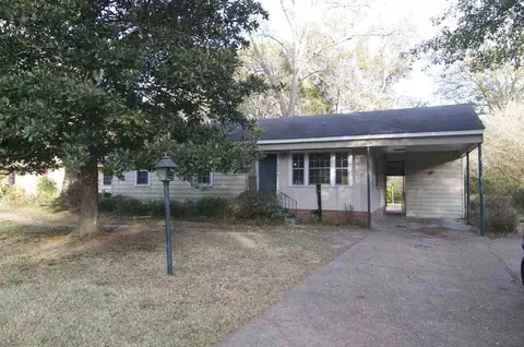3056 Woodbine St, Jackson, MS 39212 photo 1