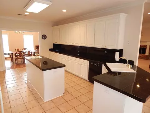 403 Thorngate Dr, Brandon, MS 39042 photo 4
