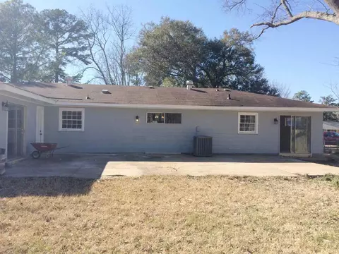 5850 Medallion Dr, Jackson, MS 39211 photo 2