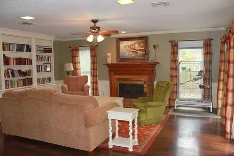 211 Sandpiper Rd, Brandon, MS 39047 photo 8