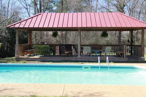 1766 Plantation Blvd, Jackson, MS 39211 photo 1