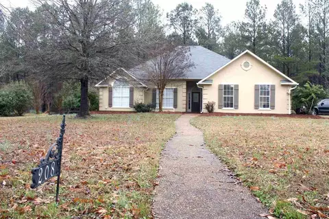 208 Cambridge Dr, Madison, MS 39110 photo 1