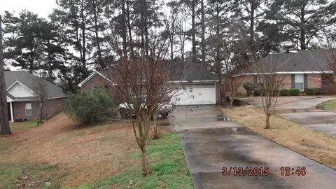 608 Clinton Blvd, Clinton, MS 39056 photo 2