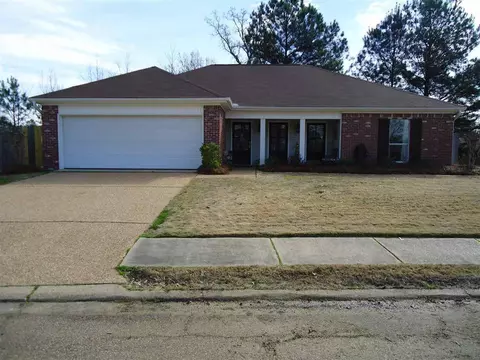 1230 Barnett Bend Dr, Brandon, MS 39047 photo 1