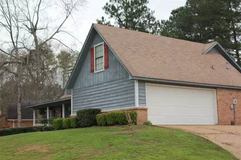 900 Tenby Dr, Brandon, MS 39047 photo 5