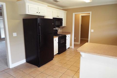 115 Cherry Laurel Cir, Pearl, MS 39208 photo 9