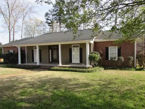 104 Arbor Dr, Clinton, MS 39056 photo 1